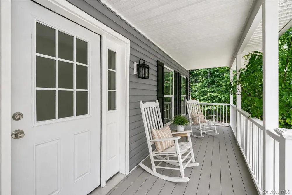 142 Split Rock Drive Barryville, NY 12719