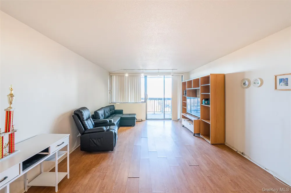 1 Bay Club Drive #11J Bayside, NY 11360
