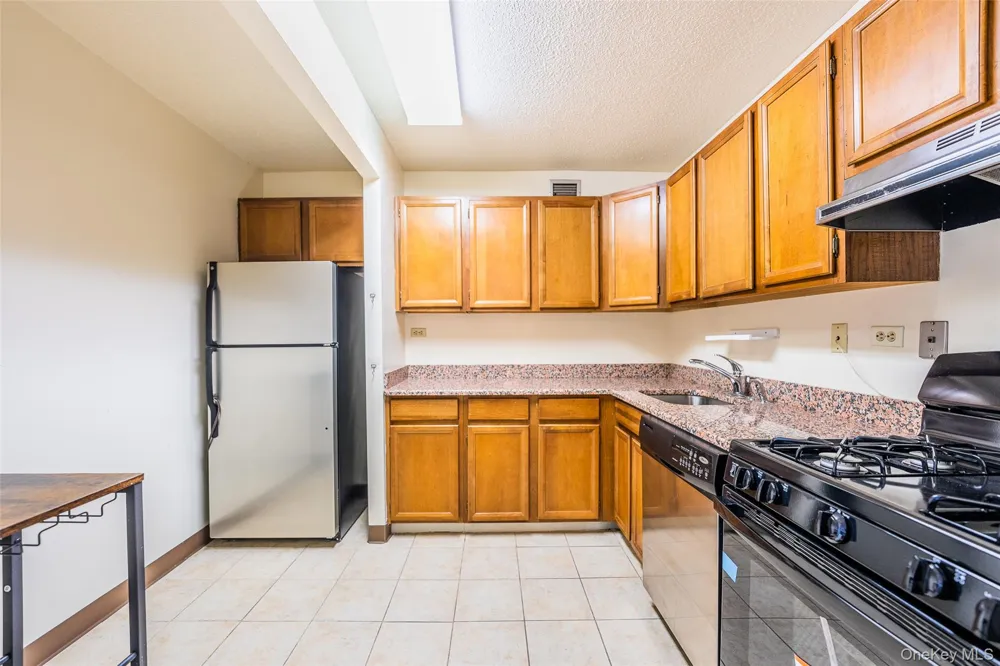 1 Bay Club Drive #11J Bayside, NY 11360