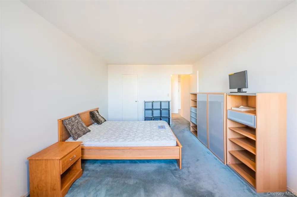 1 Bay Club Drive #11J Bayside, NY 11360