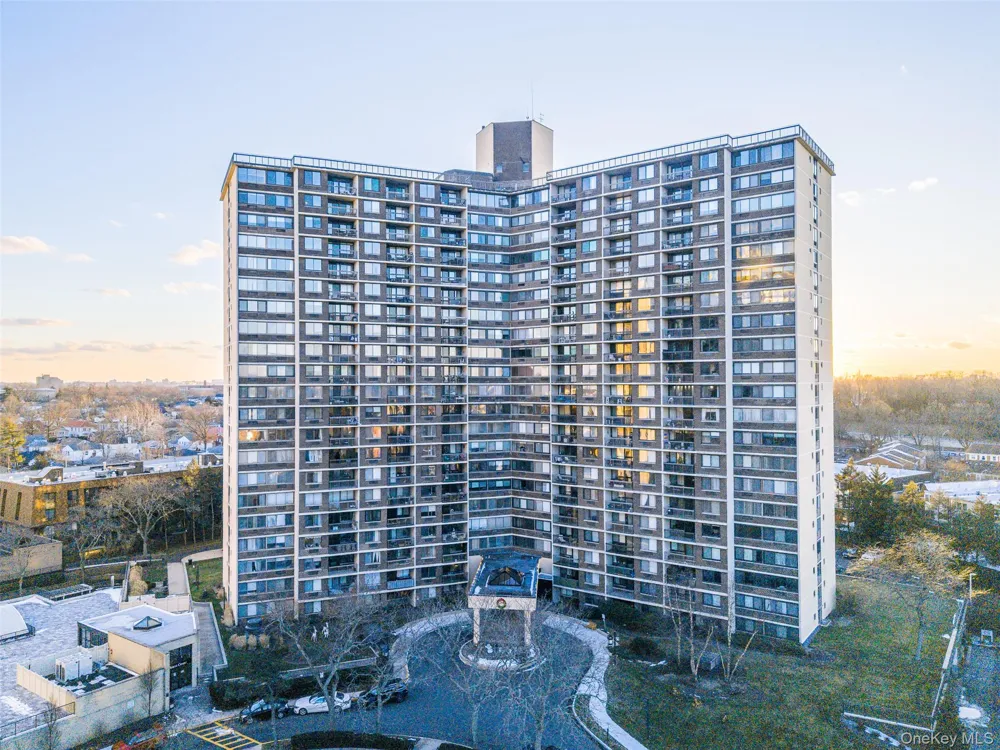 1 Bay Club Drive #11J Bayside, NY 11360