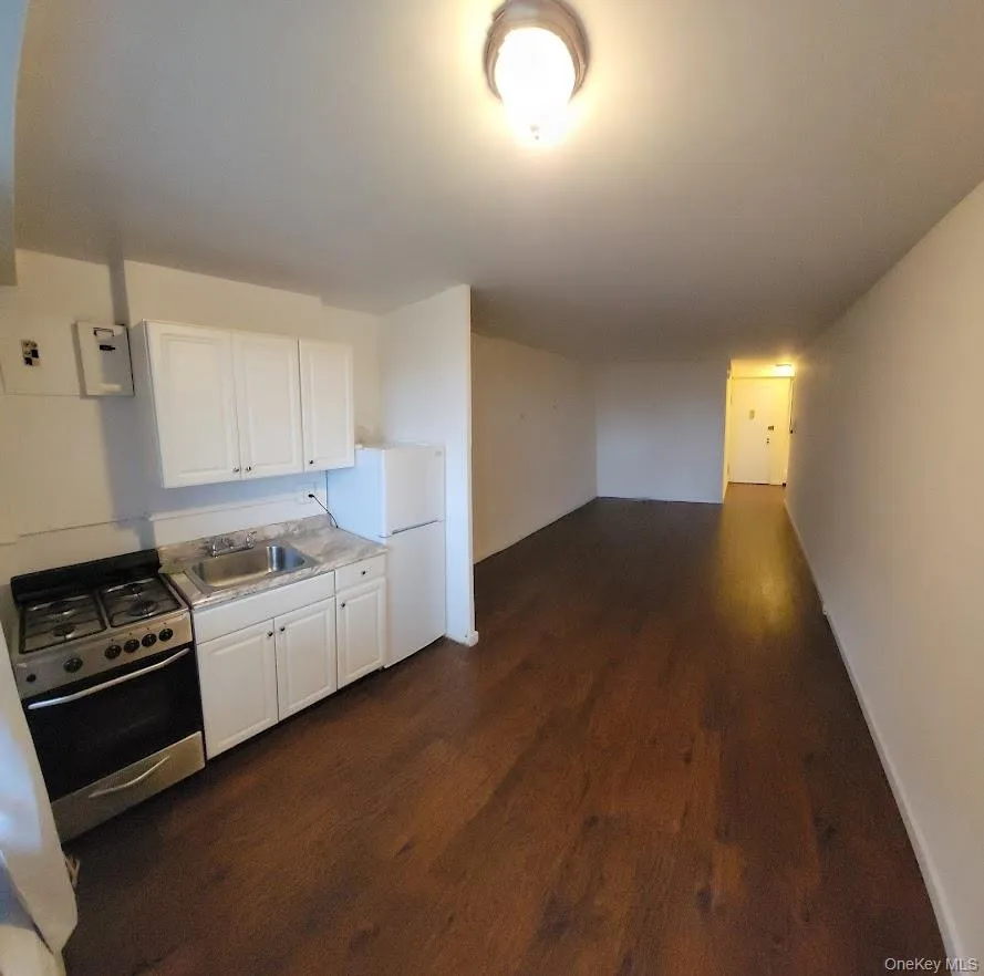 98-20 62nd Drive #9N Rego Park, NY 11374