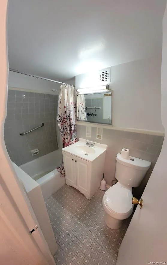 98-20 62nd Drive #9N Rego Park, NY 11374