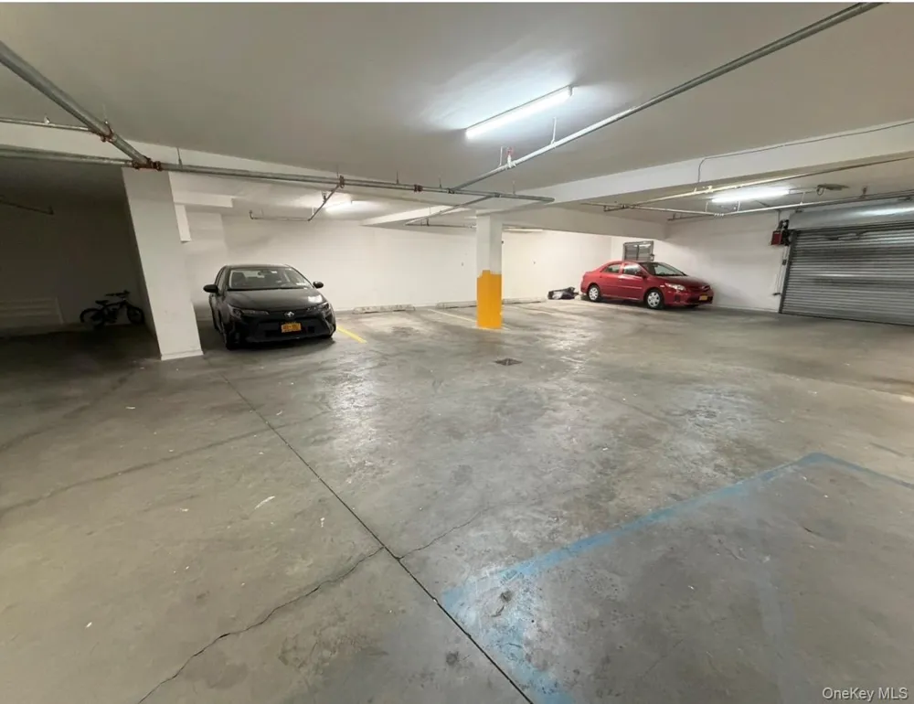 87-12 175th Street #6B Jamaica, NY 11432