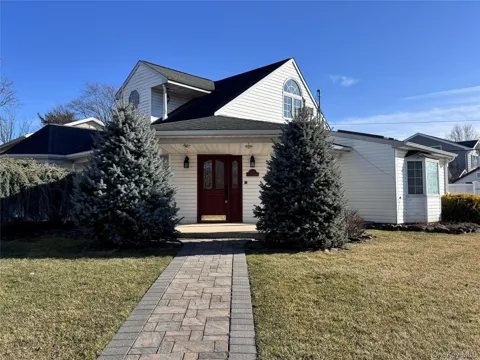 37 Spray Lane