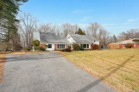 3 Pond Road