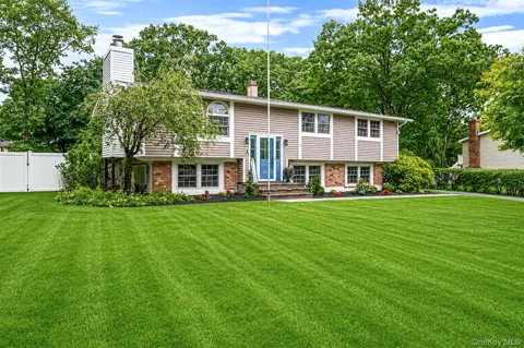 6 Mayflower Lane