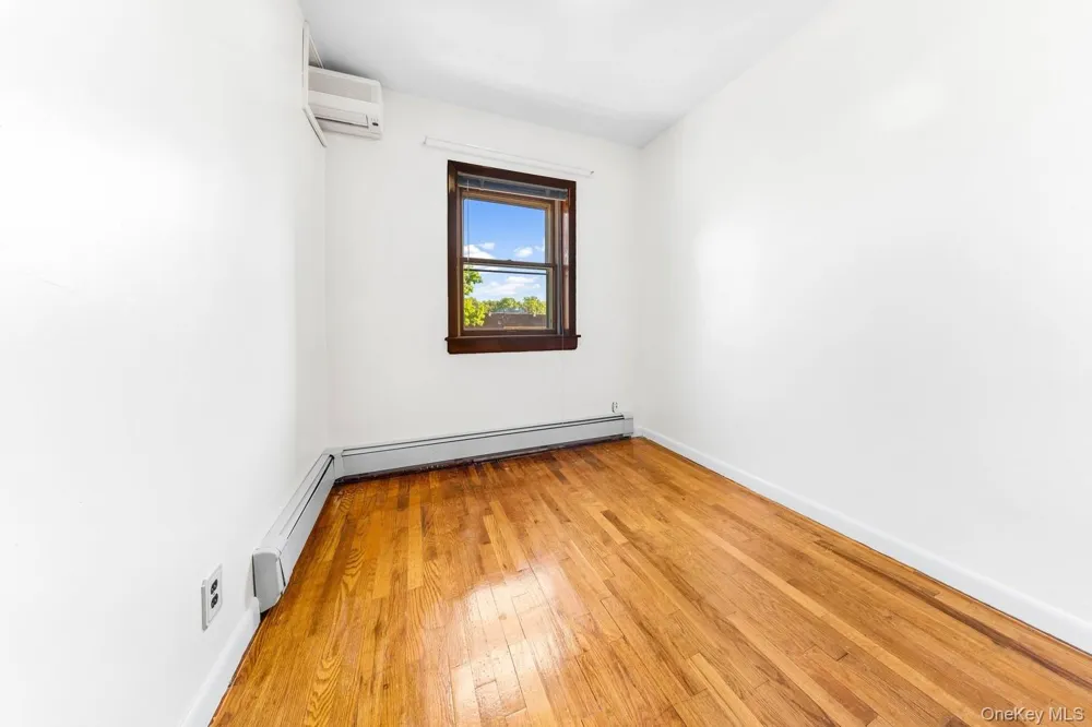 7921 21st Avenue East Elmhurst, NY 11370