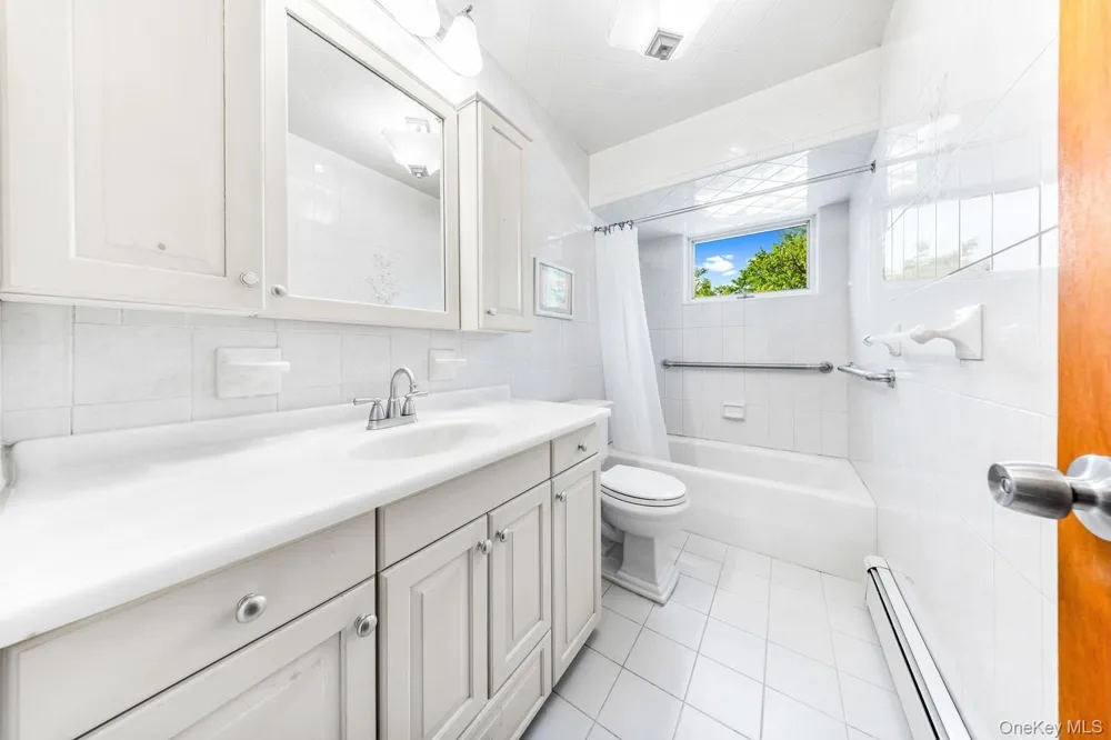7921 21st Avenue East Elmhurst, NY 11370