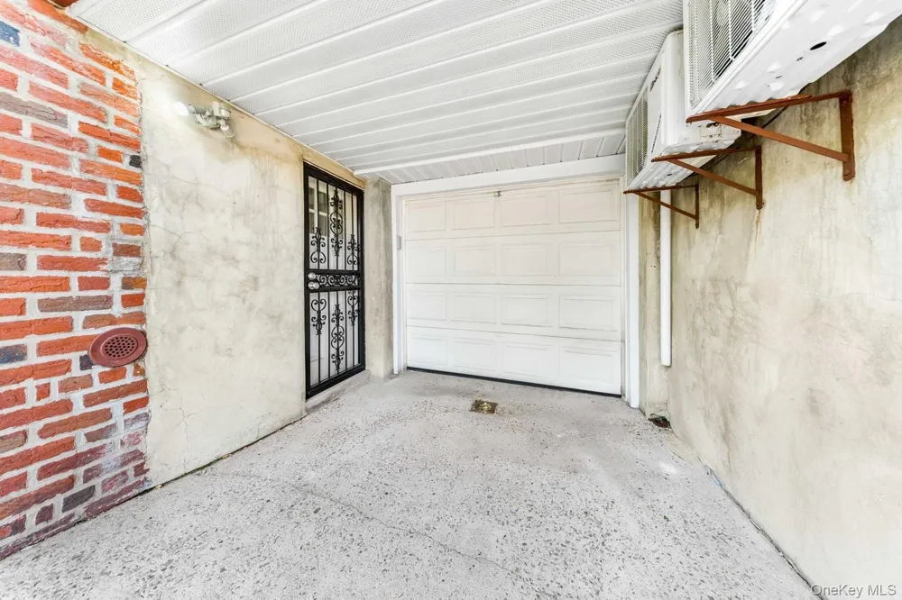 7921 21st Avenue East Elmhurst, NY 11370