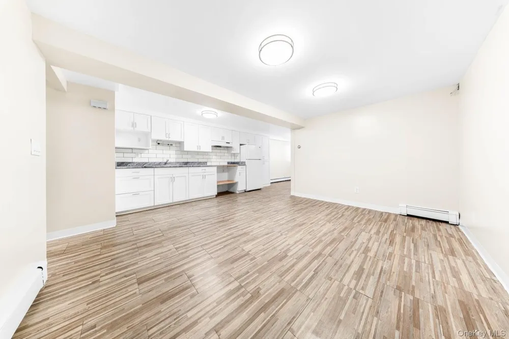 7921 21st Avenue East Elmhurst, NY 11370