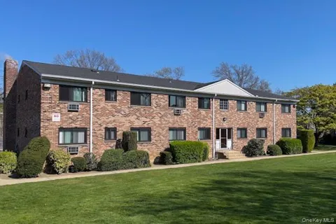 21 Brentwood Road #2