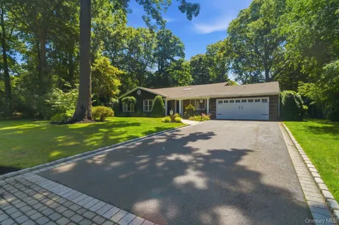 20 Oak Tree Drive