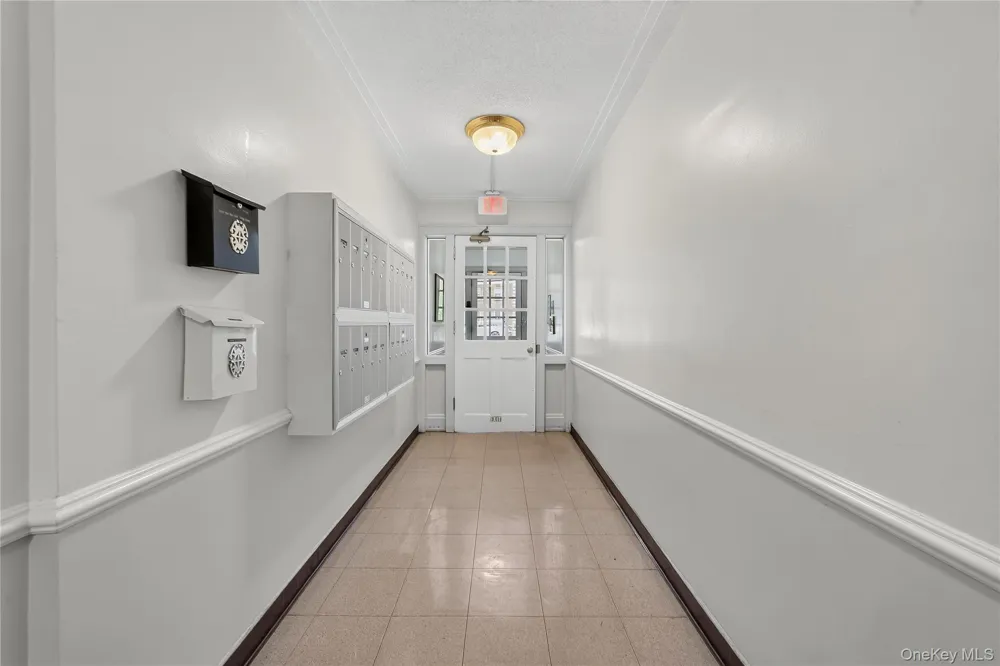 793 Palmer Road #2F Bronxville, NY 10708