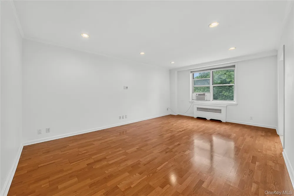 793 Palmer Road #2F Bronxville, NY 10708