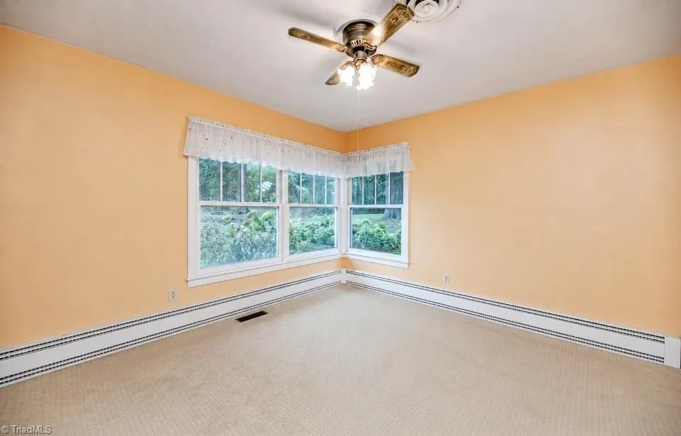 284 Back Creek Road Asheboro, NC 27205
