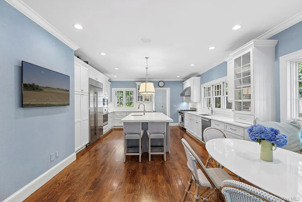 100 Pantigo Road East Hampton, NY 11937