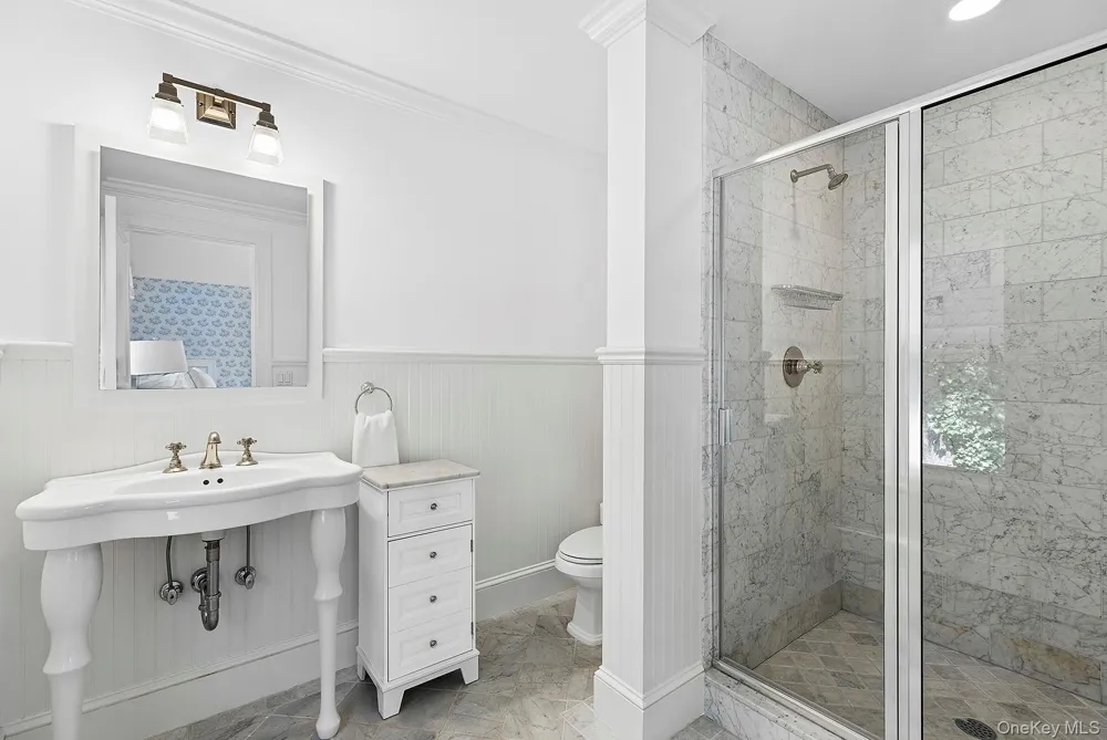 100 Pantigo Road East Hampton, NY 11937