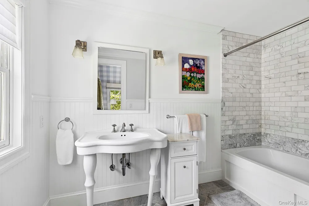 100 Pantigo Road East Hampton, NY 11937
