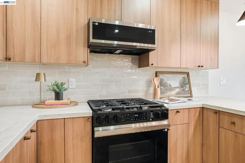 3044 San Andreas Dr Union City, CA 94587