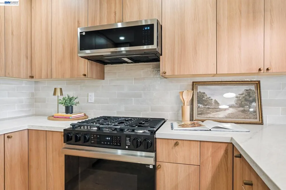 3044 San Andreas Dr Union City, CA 94587