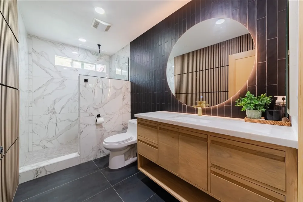 10432 Couser Valley Center, CA 92082