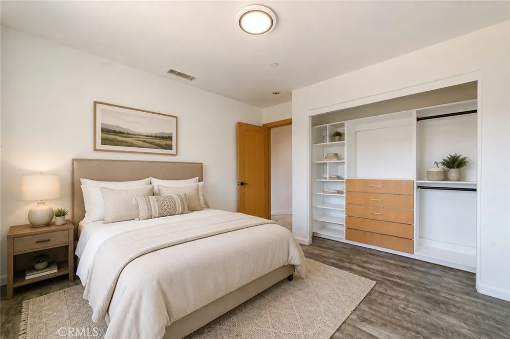 10432 Couser Valley Center, CA 92082