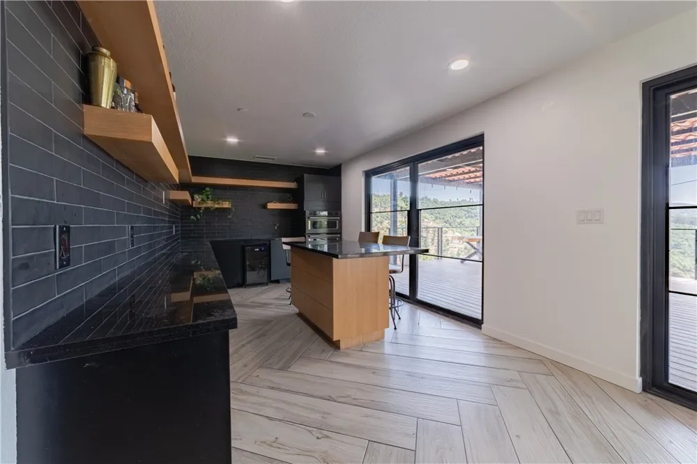 10432 Couser Valley Center, CA 92082