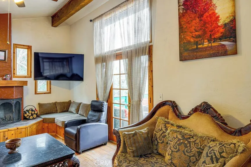 2216 St Bernard Pine Mountain Club, CA 93222