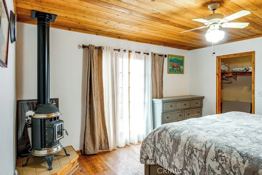 2216 St Bernard Pine Mountain Club, CA 93222
