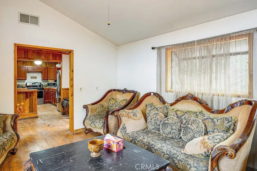 2216 St Bernard Pine Mountain Club, CA 93222
