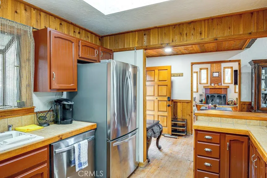 2216 St Bernard Pine Mountain Club, CA 93222