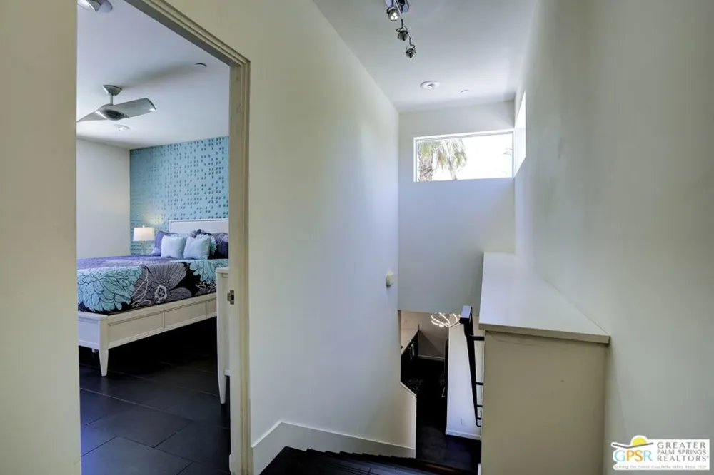 445 Dion Drive Palm Springs, CA 92262