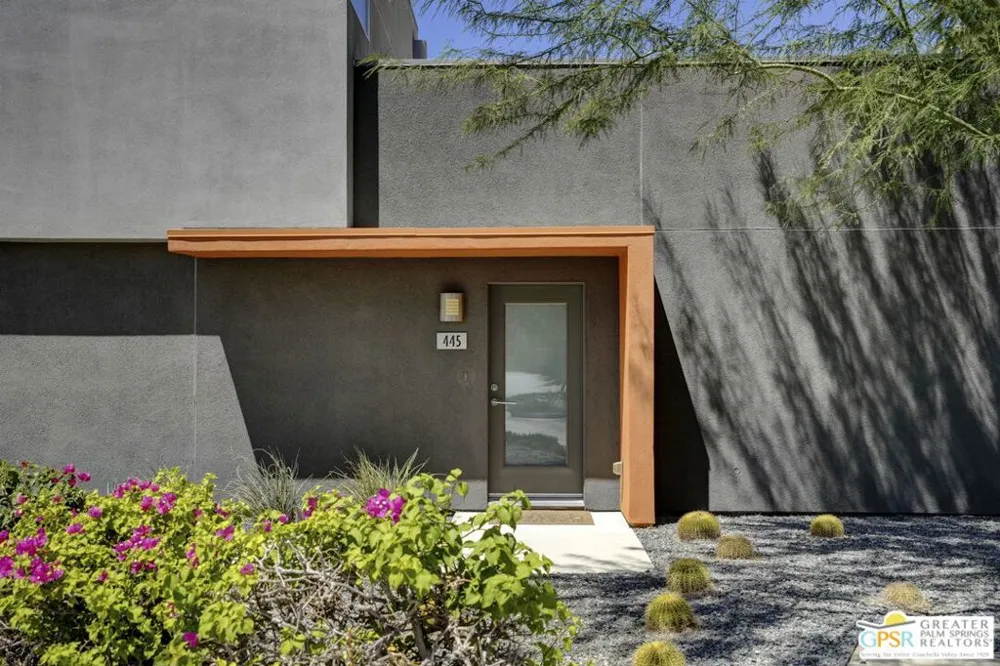 445 Dion Drive Palm Springs, CA 92262