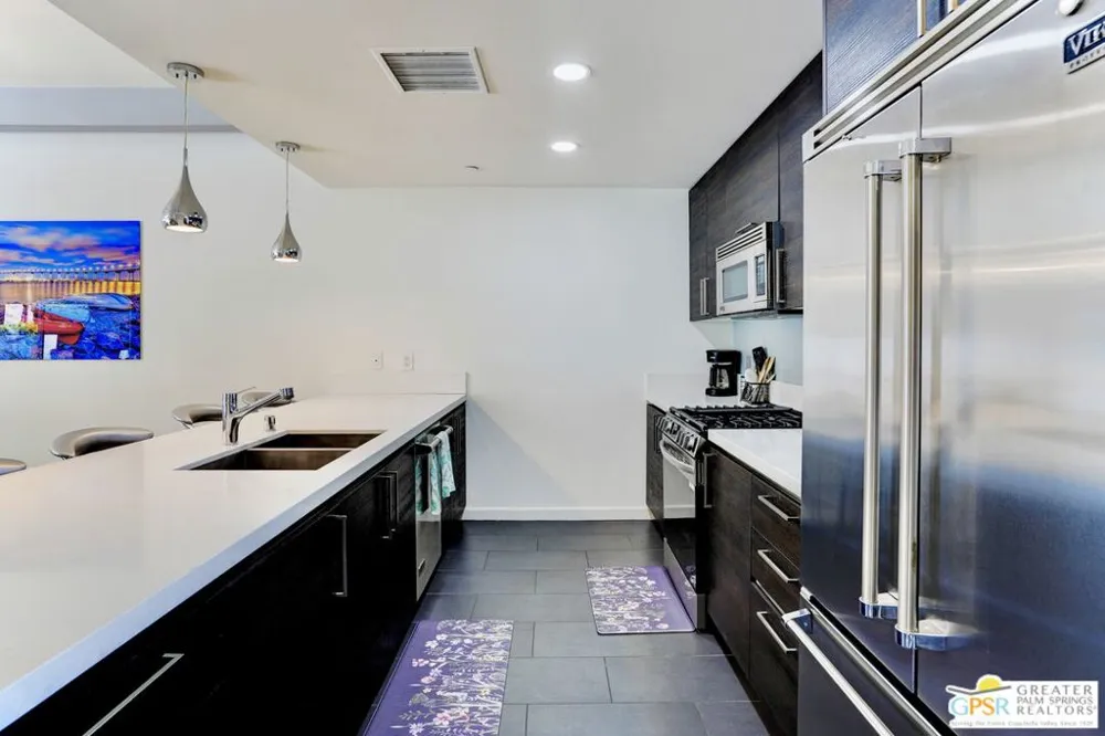 445 Dion Drive Palm Springs, CA 92262