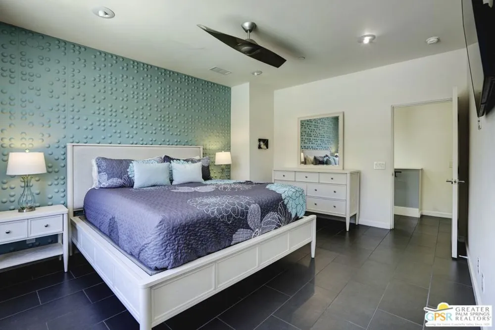 445 Dion Drive Palm Springs, CA 92262