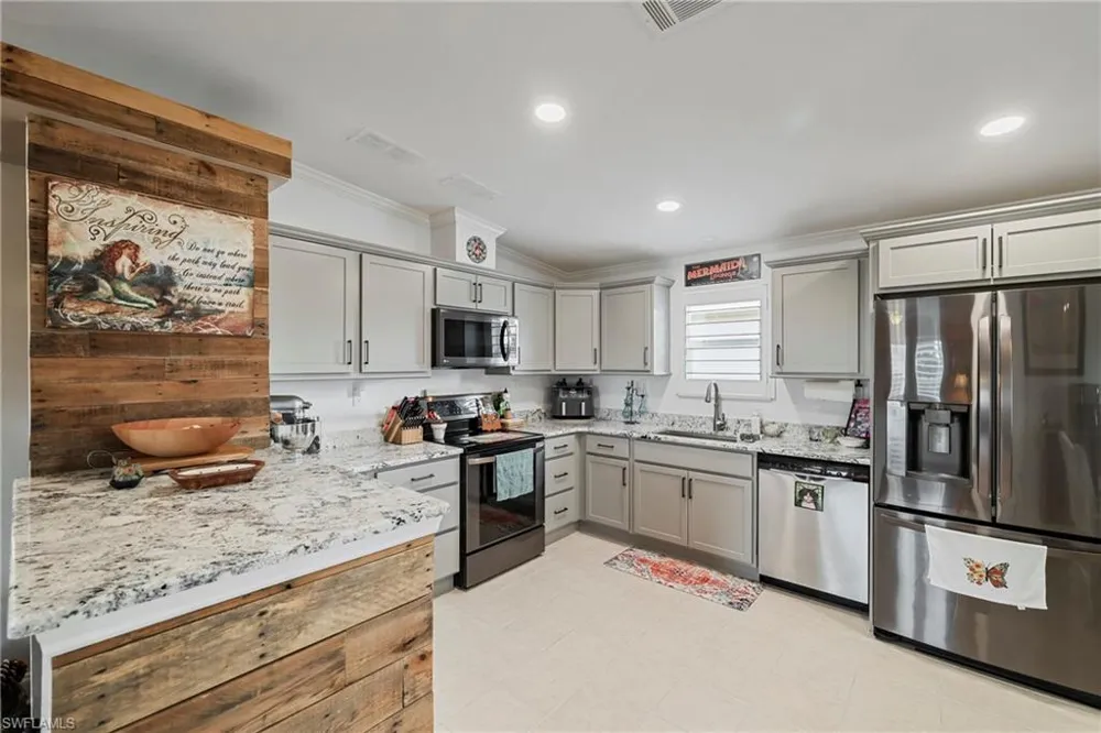 24500 Rio Villa Lakes Circle Punta Gorda, FL 33950