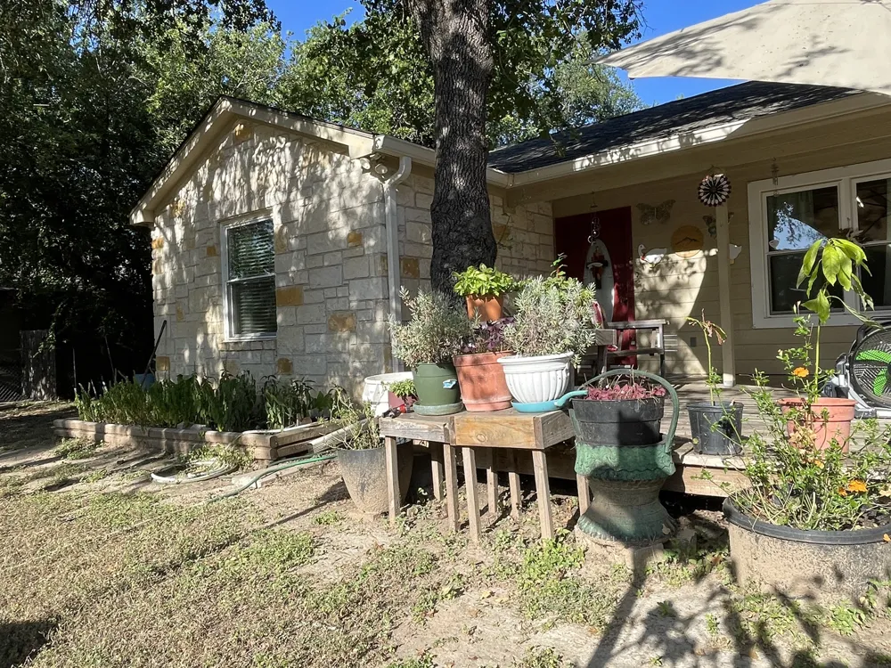 652 Pecan Lane Cottonwood Shores, TX 78657