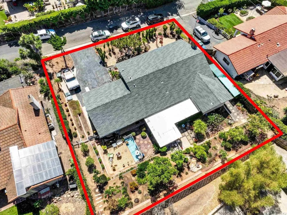 1154 Monte Vista Dr Vista, CA 92084