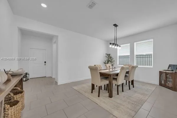Address Not Shown Davenport, FL 33837