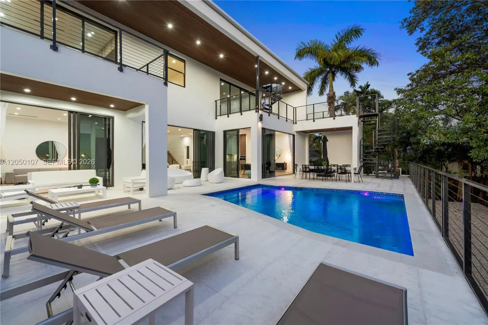 1276 NE 93rd St Miami Shores, FL 33138