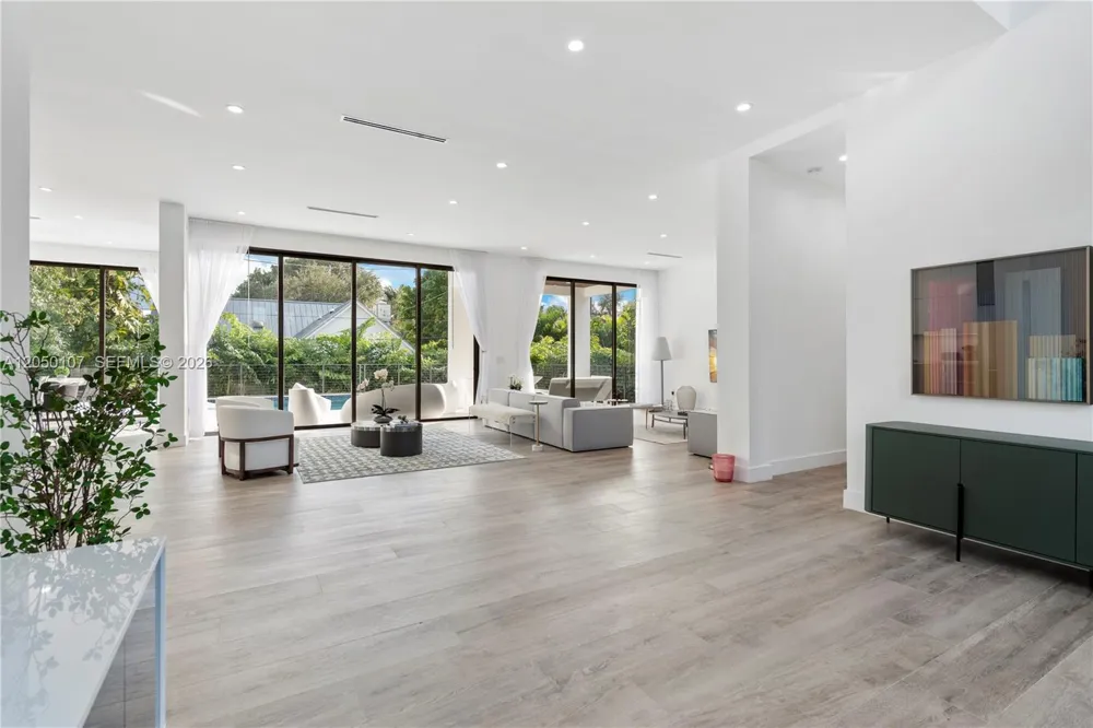 1276 NE 93rd St Miami Shores, FL 33138