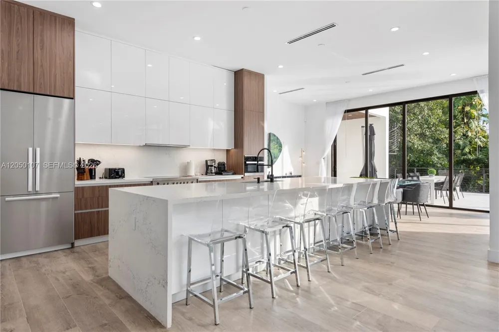 1276 NE 93rd St Miami Shores, FL 33138