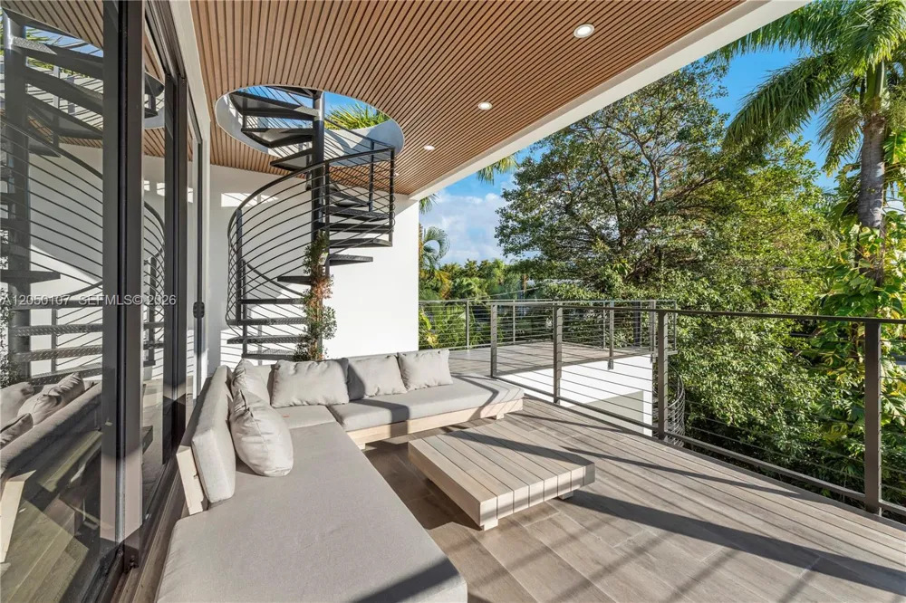 1276 NE 93rd St Miami Shores, FL 33138