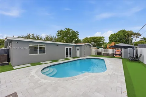 9771 NW 24th Pl