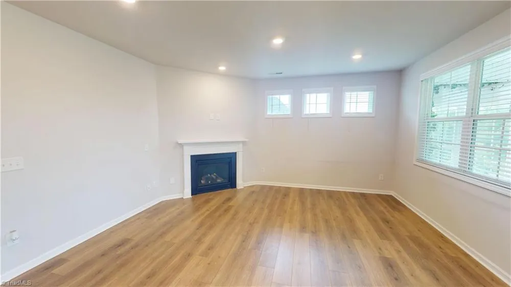 4415 Sapphire Court Clemmons, NC 27012