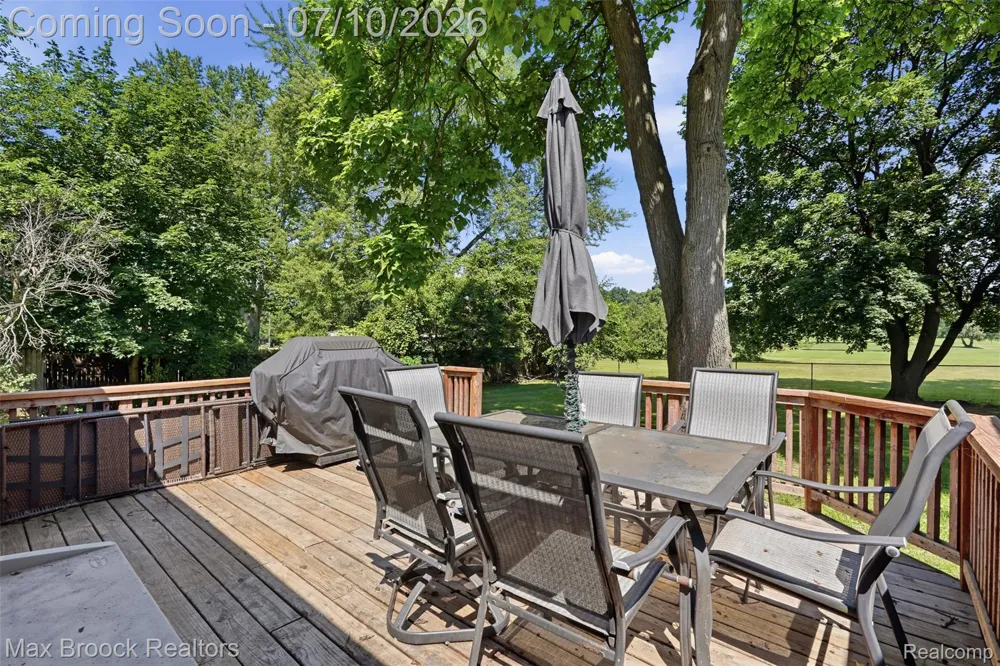 2444 Anders Drive Waterford Charter Township, MI 48329
