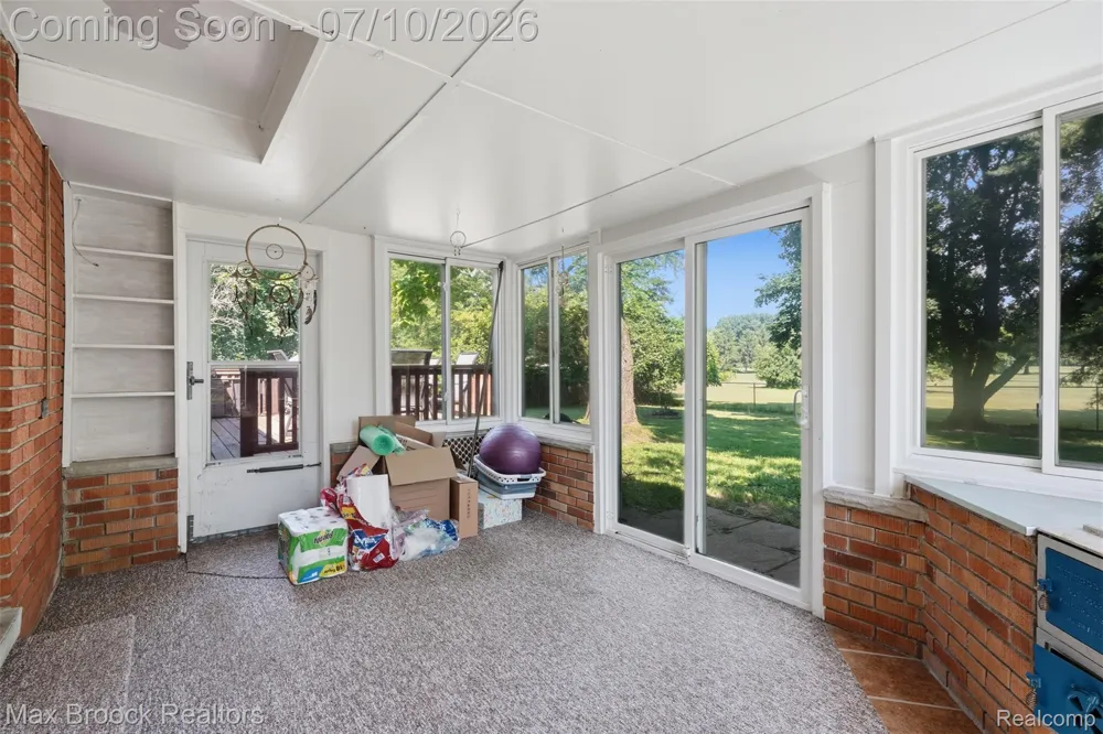2444 Anders Drive Waterford Charter Township, MI 48329
