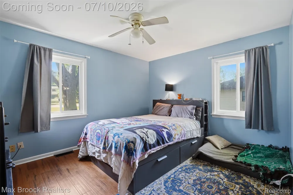 2444 Anders Drive Waterford Charter Township, MI 48329