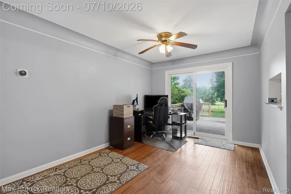 2444 Anders Drive Waterford Charter Township, MI 48329